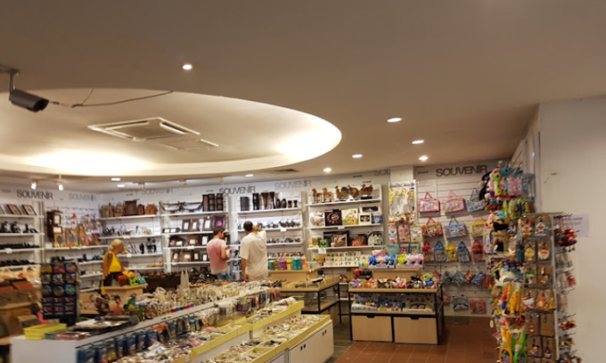 香烟免税和不免税有什么区别_香烟免税店_免税香烟
